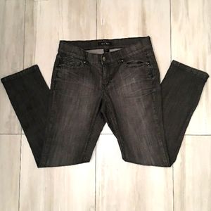 White House Black Market Noir Size 4 Jeans